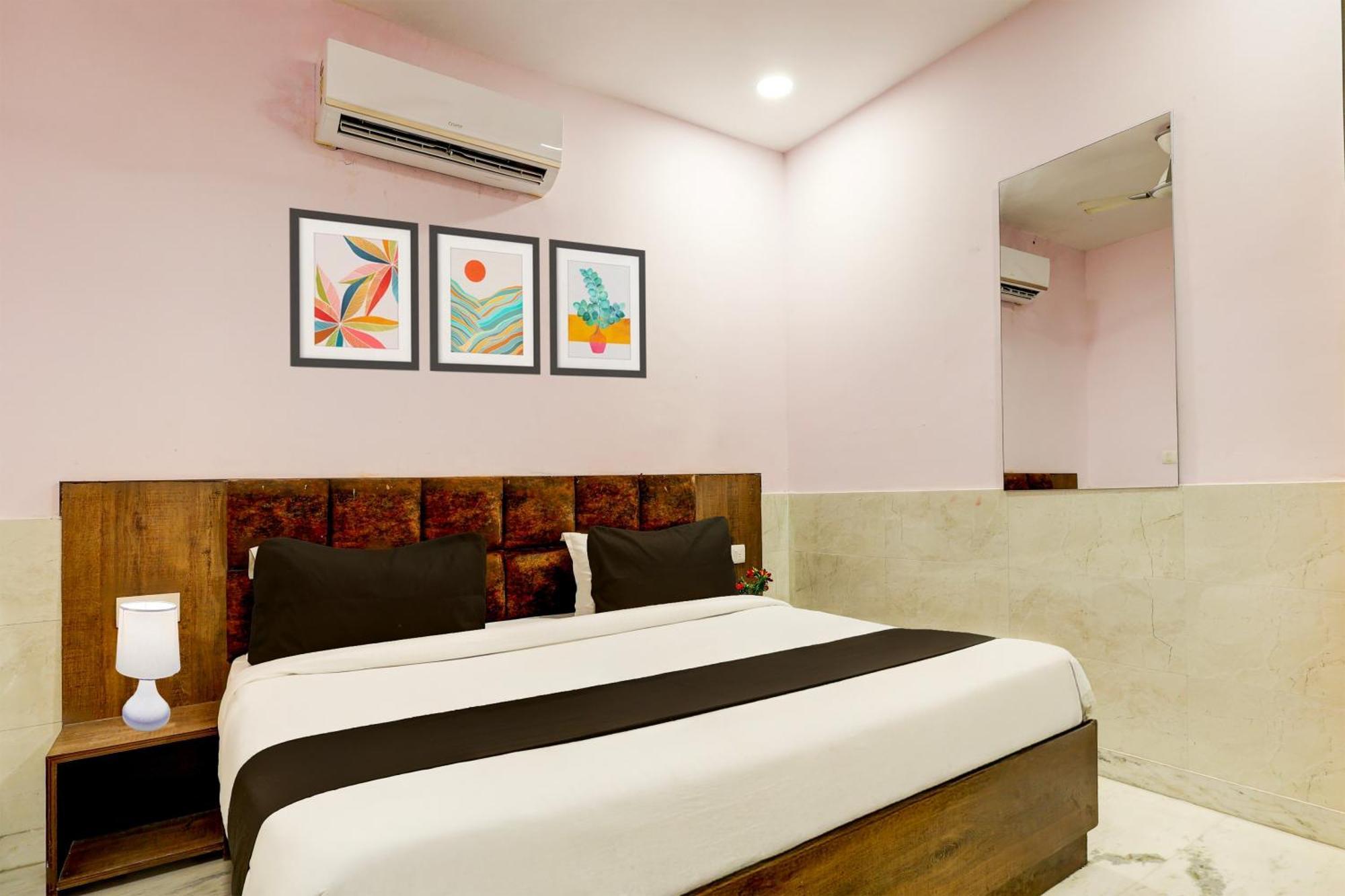 Super Hotel O Alipur Narela Bagian luar foto