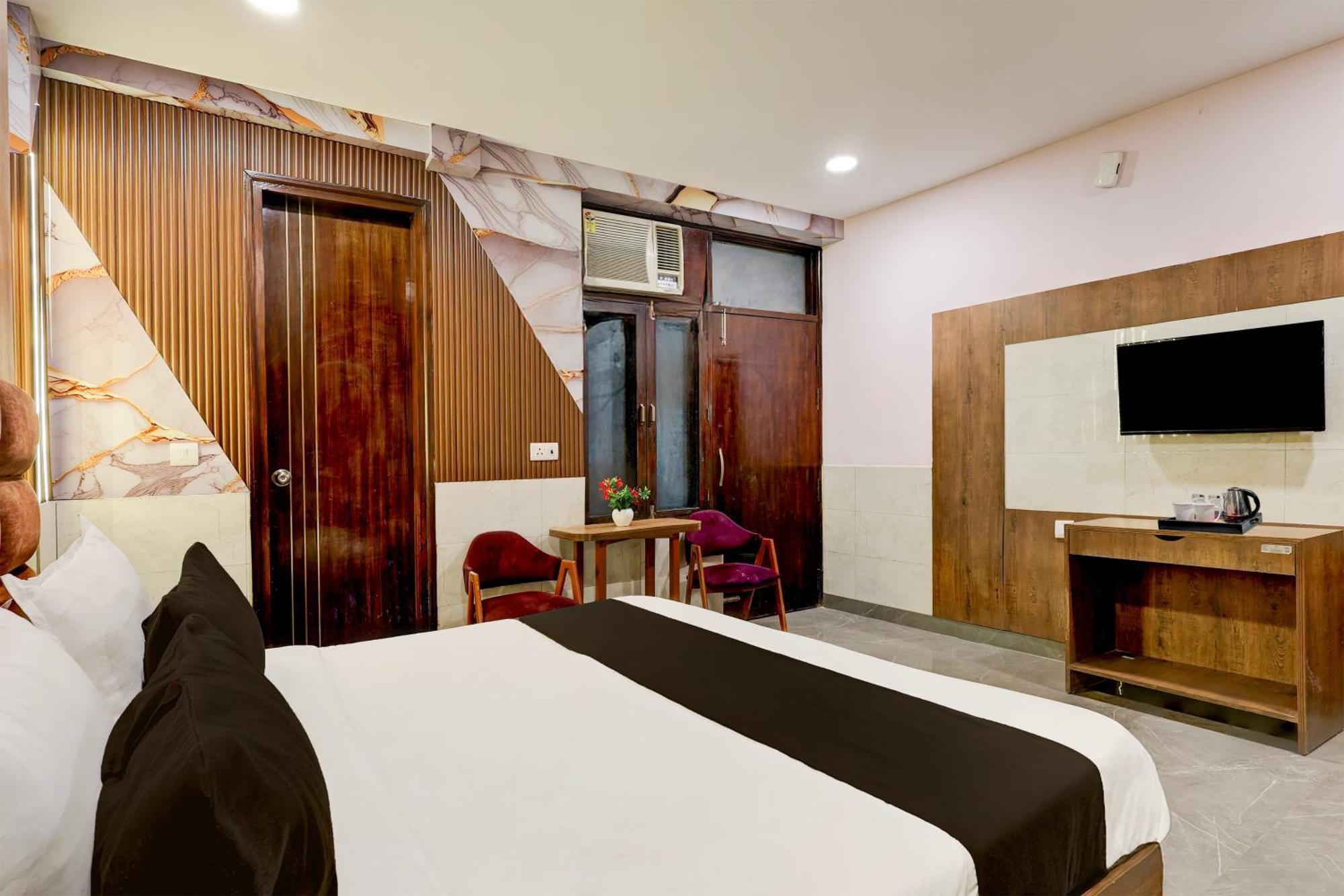 Super Hotel O Alipur Narela Bagian luar foto