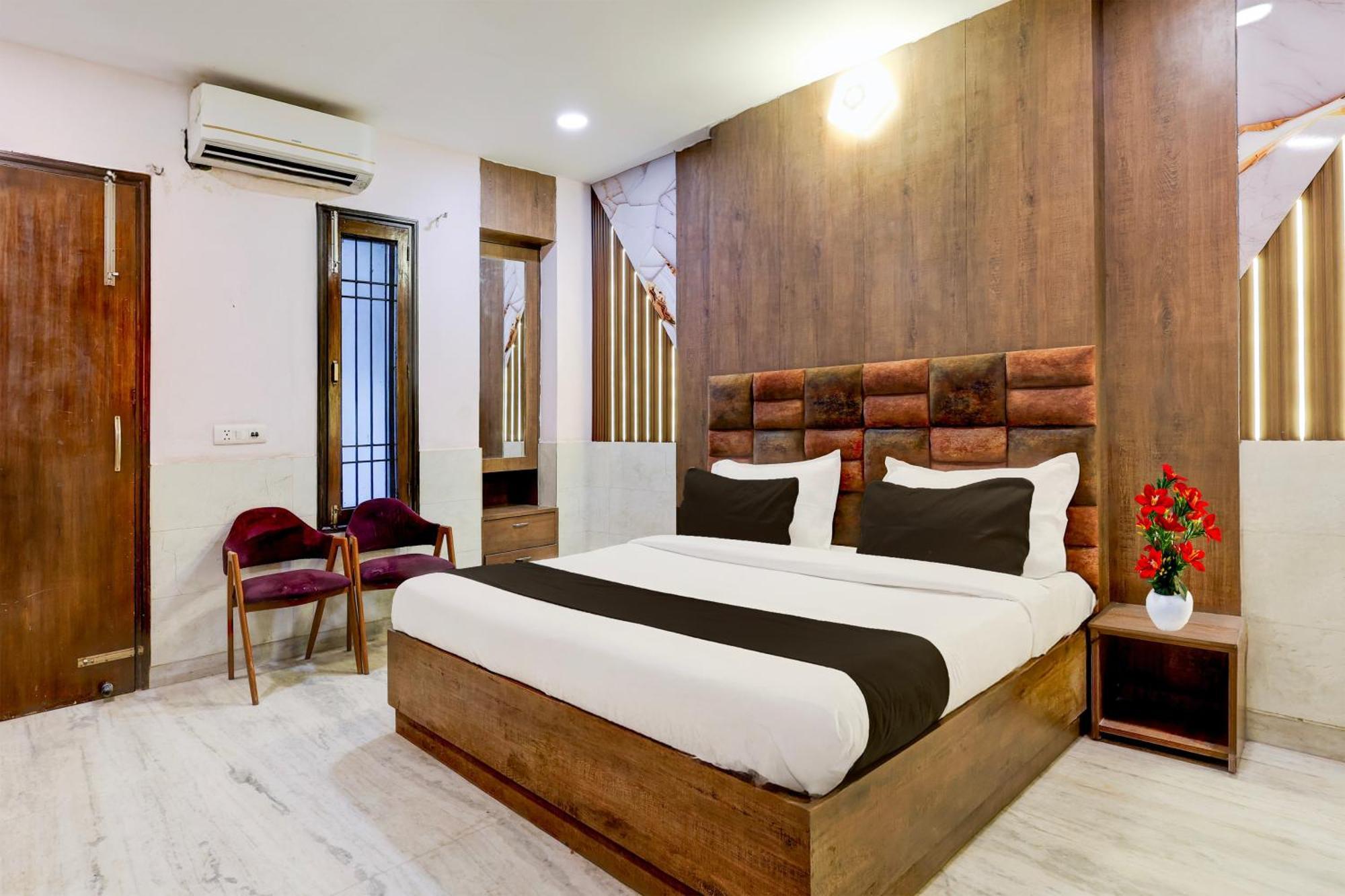 Super Hotel O Alipur Narela Bagian luar foto