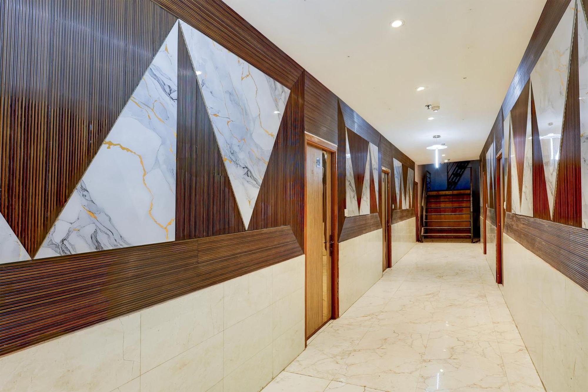 Super Hotel O Alipur Narela Bagian luar foto